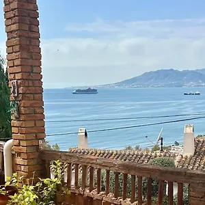 Apartment Marvellous Malaga Mediterranean And Mountain Views, Málaga